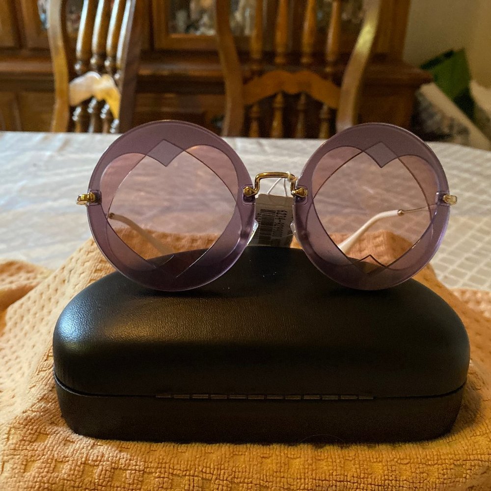 Miu Miu Purple Round Heart Sunglasses NWT SMU015